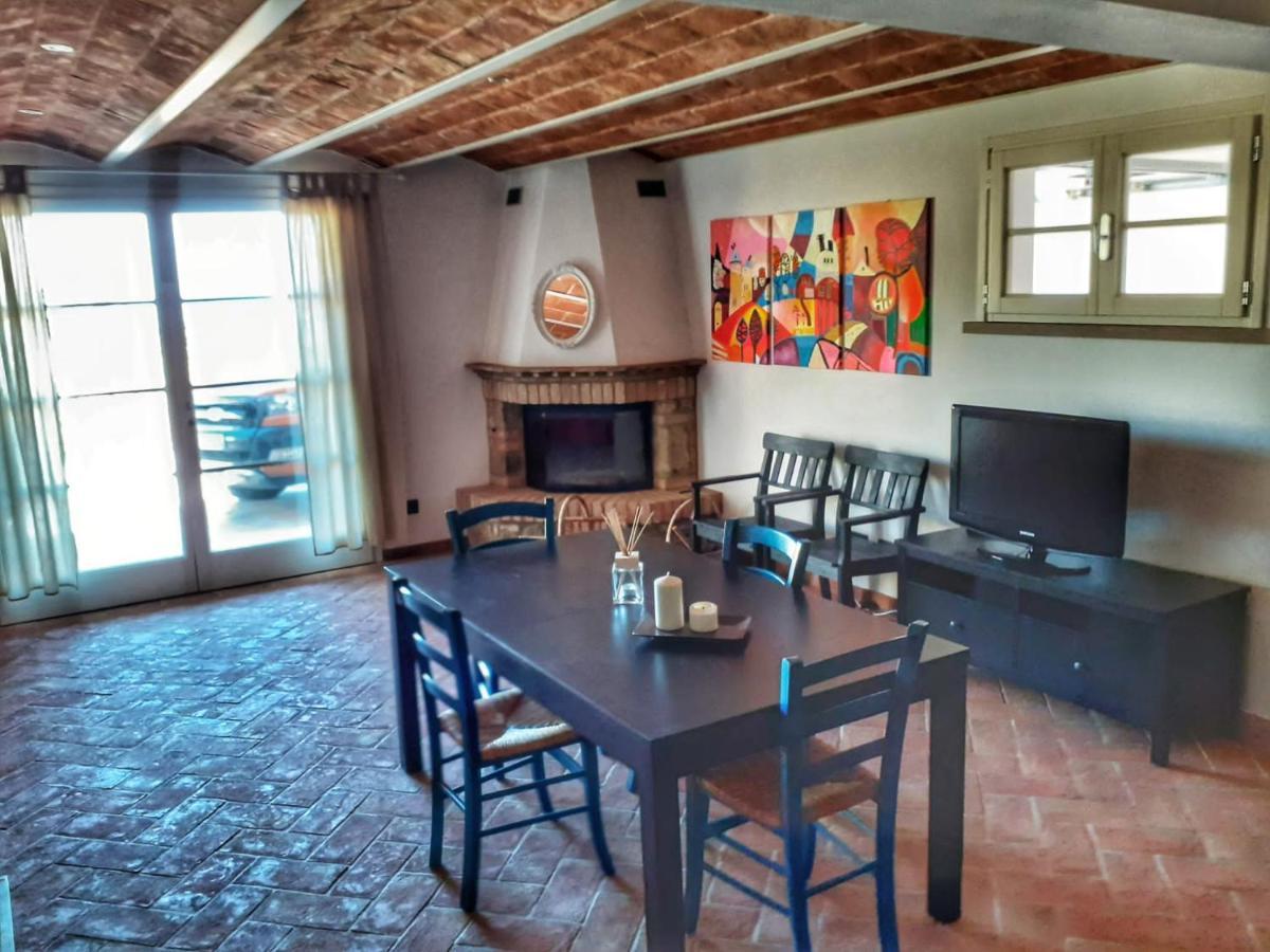 Vila Dimora Degli Angeli Chianni Exteriér fotografie